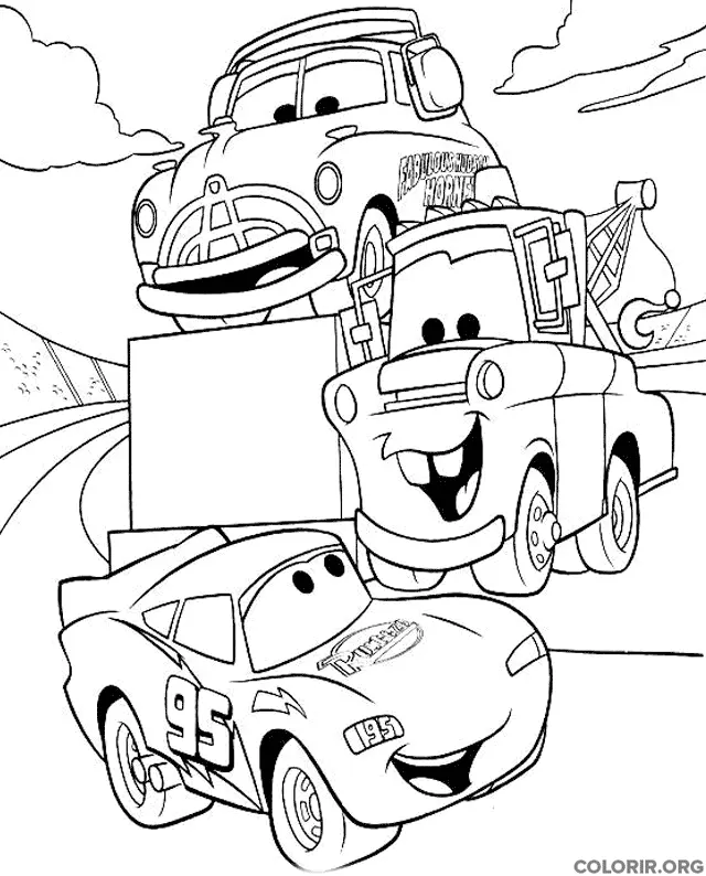 Personagens de Carros Comemorando Vitoria em Corrida